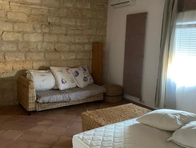 Les Olivades 펜션 보베르