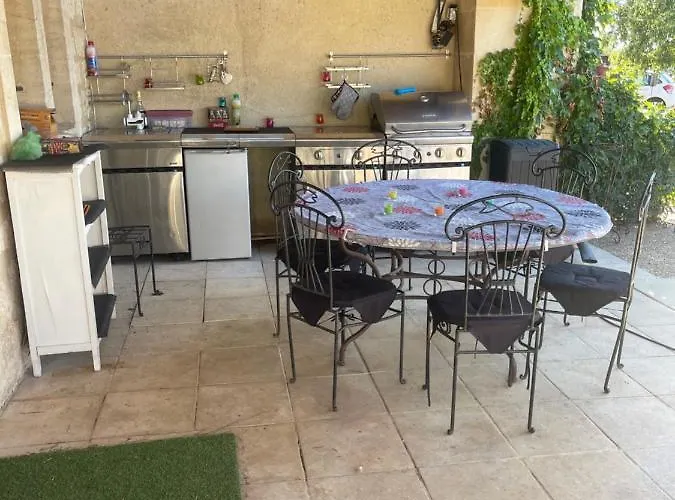 펜션 Les Olivades *